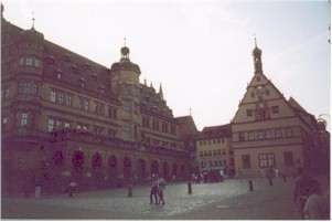 Rothenburg - Marktplatz.jpg (6560 Byte)