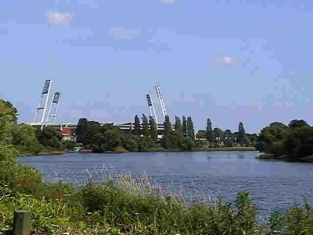 Weser mit Weserstadion